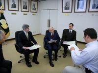 110316_akasaki_prize1