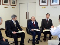110316_akasaki_prize2